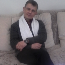 Парень, пригласит девушку к себе на бурную ночь в Йошкар-Оле